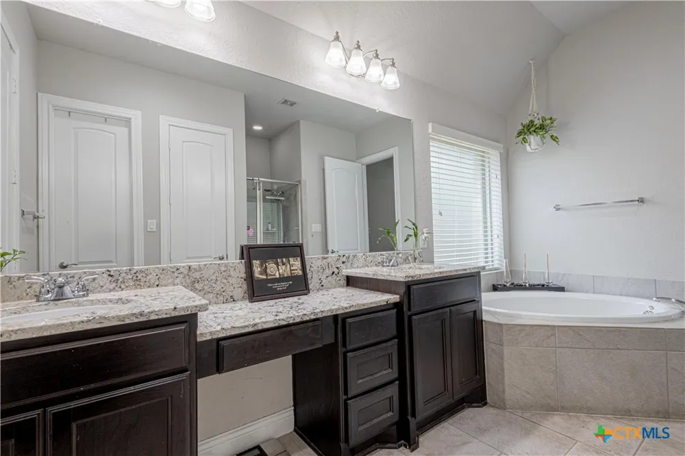 2620 Malboona Mews Drive New Braunfels, TX 78132