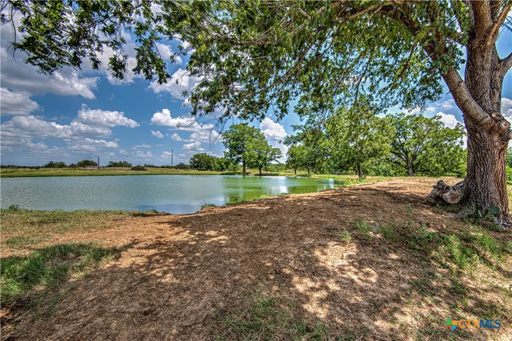 2162 County Road 304 Rockdale, TX 76567