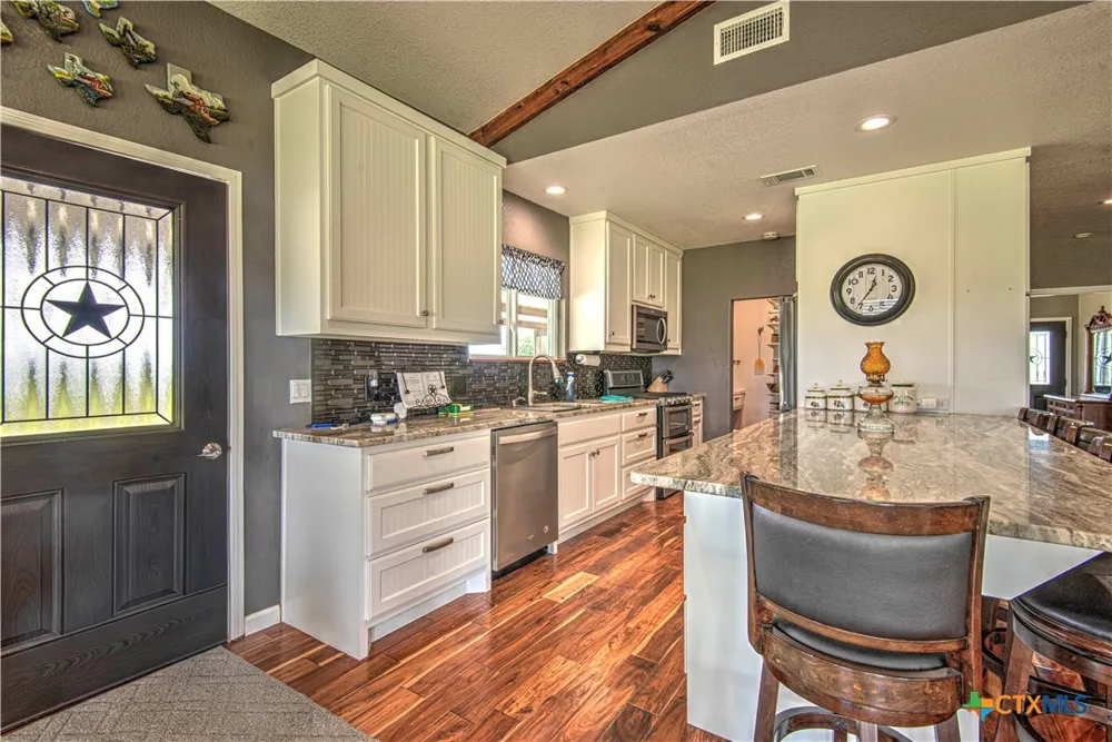 2162 County Road 304 Rockdale, TX 76567
