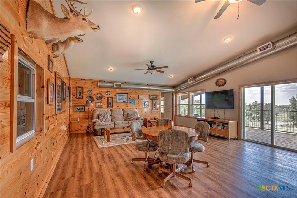 2162 County Road 304 Rockdale, TX 76567