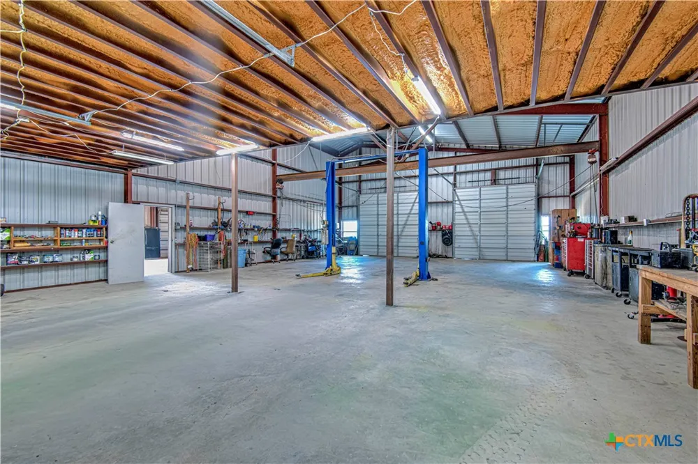 2162 County Road 304 Rockdale, TX 76567