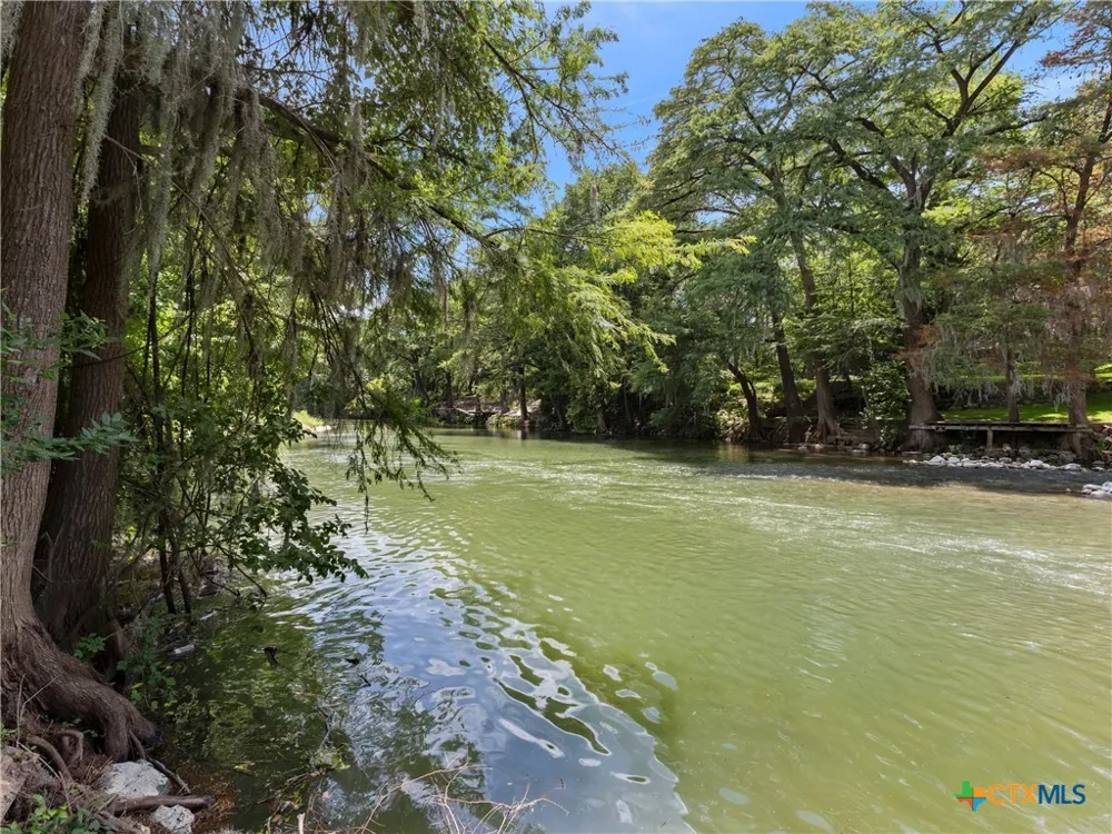 1033 Gruene Road New Braunfels, TX 78130