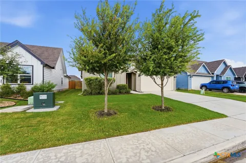 208 Ida Loop