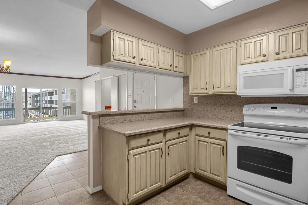 4747 Nasa Parkway #206 Seabrook, TX 77586