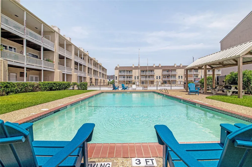 4747 Nasa Parkway #206 Seabrook, TX 77586