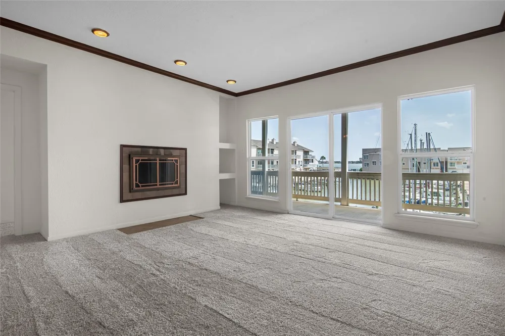 4747 Nasa Parkway #206 Seabrook, TX 77586