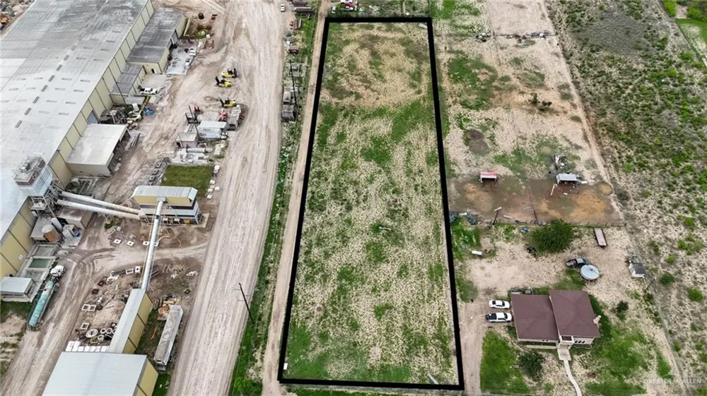 1107 Pino Street Penitas, TX 78576
