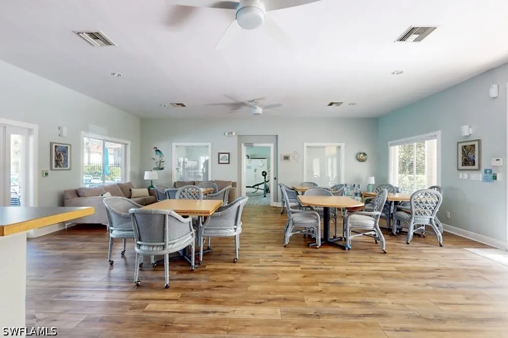 Robin Hood Circle #202 Naples, FL 34104