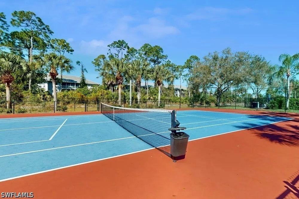 Robin Hood Circle #202 Naples, FL 34104