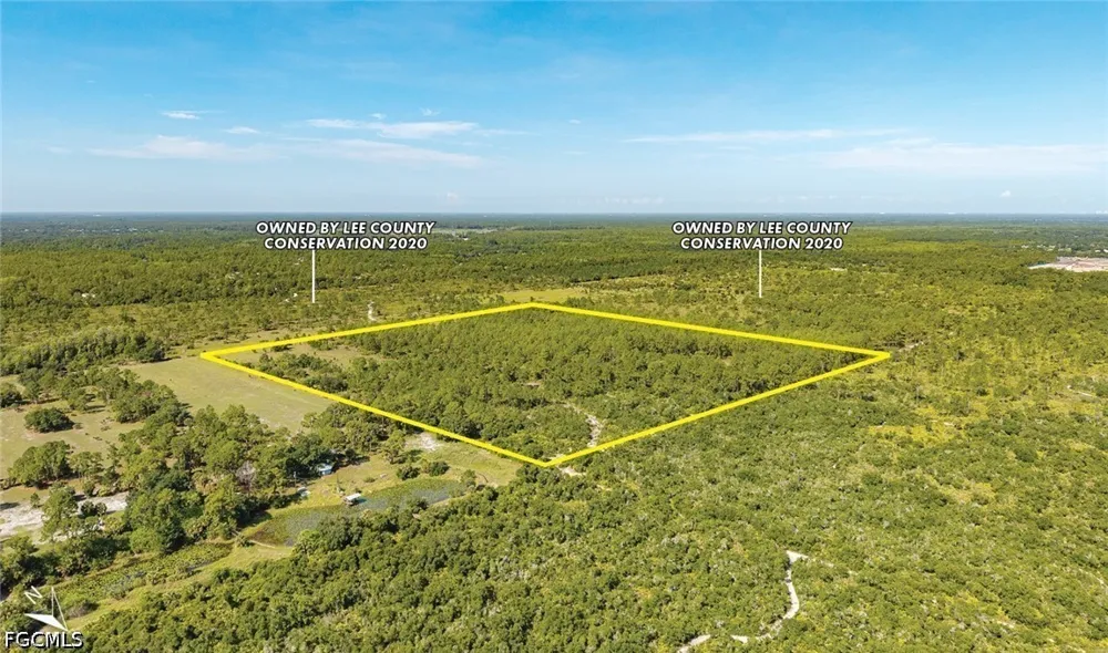 Wakefield Lane Alva, FL 33920