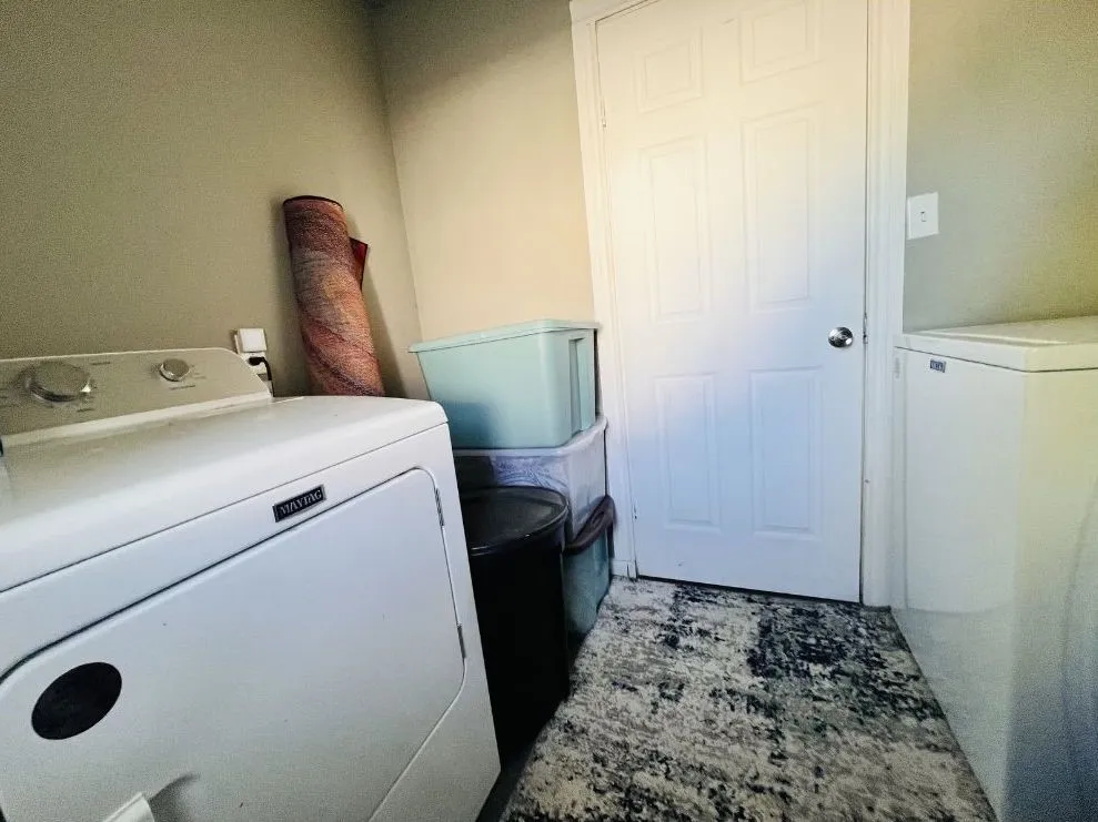 319 W Main Street Bishop, TX 78343