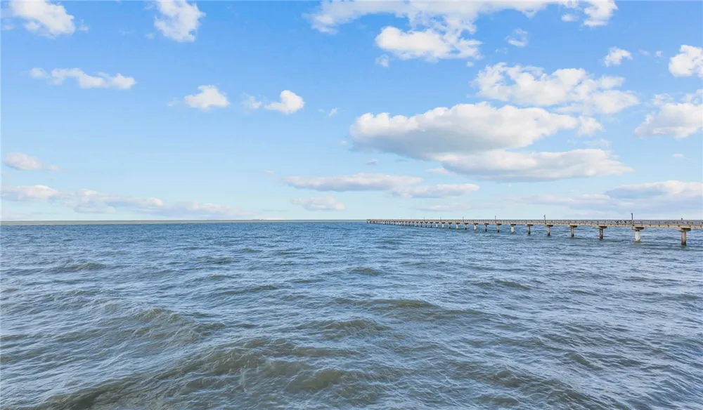 4270 Ocean Drive #2 Corpus Christi, TX 78411