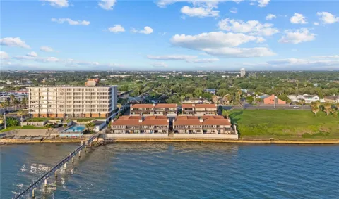 4270 Ocean Drive #2
