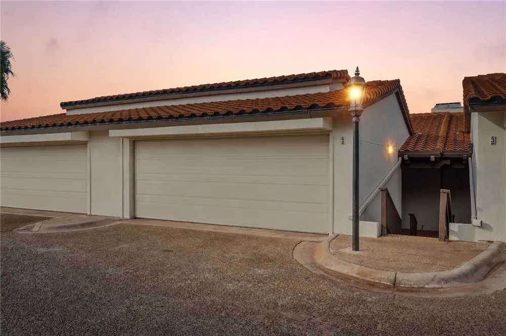 4270 Ocean Drive #2 Corpus Christi, TX 78411