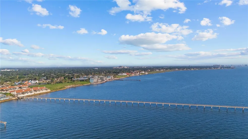 4270 Ocean Drive #2 Corpus Christi, TX 78411