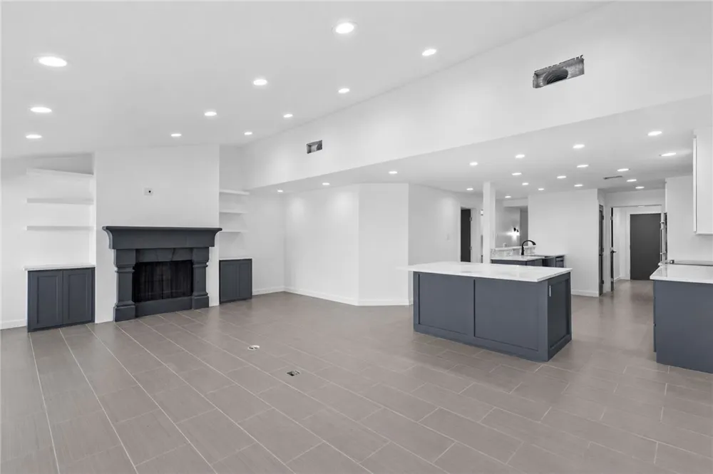 4270 Ocean Drive #2 Corpus Christi, TX 78411