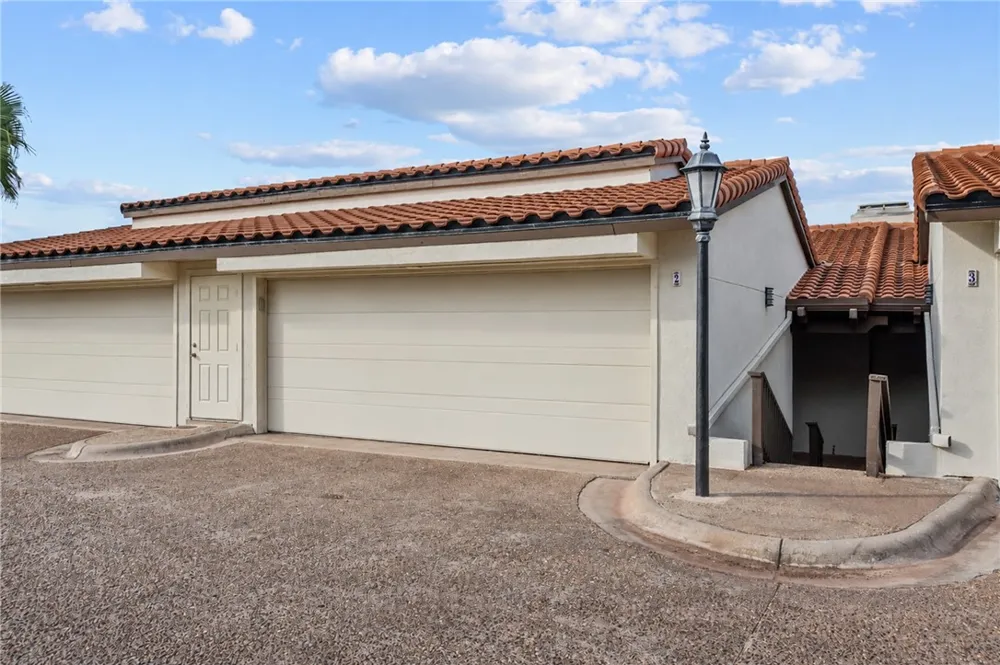 4270 Ocean Drive #2 Corpus Christi, TX 78411