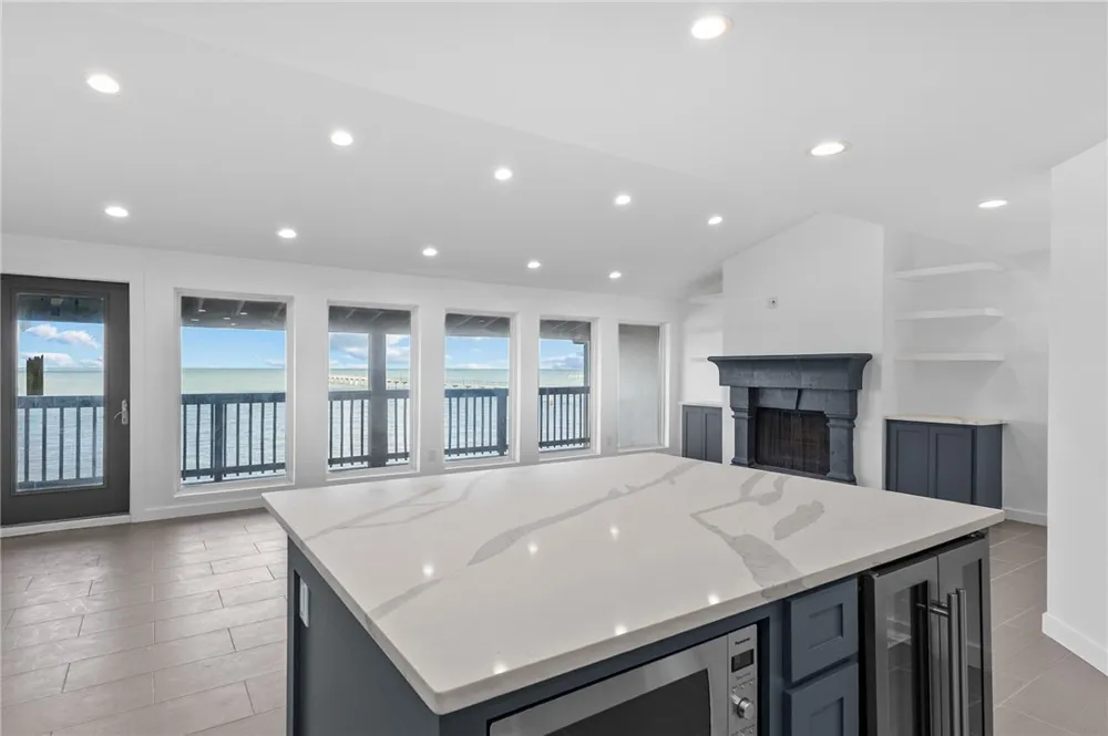 4270 Ocean Drive #2 Corpus Christi, TX 78411