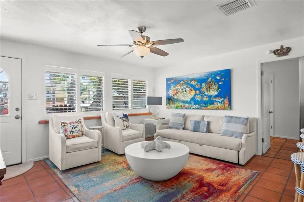 700 E Avenue G Port Aransas, TX 78373