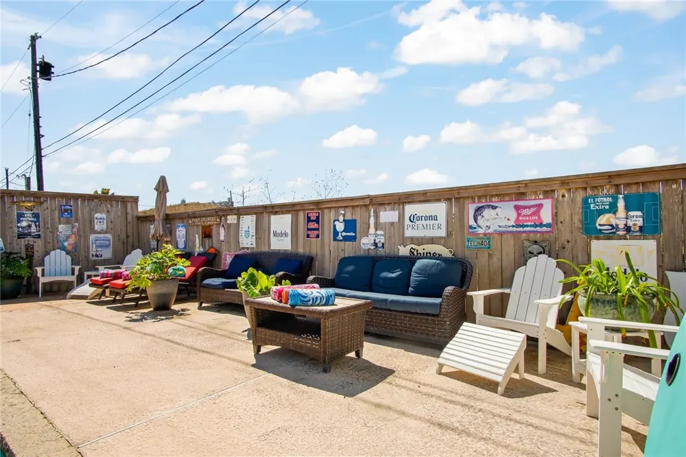 700 E Avenue G Port Aransas, TX 78373