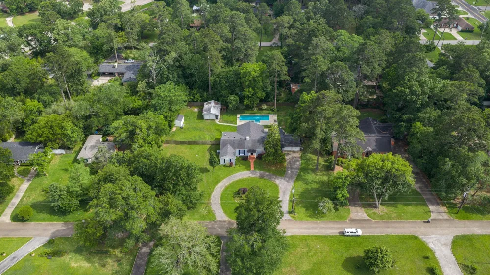 709 Pinetree Lane Lufkin, TX 75904