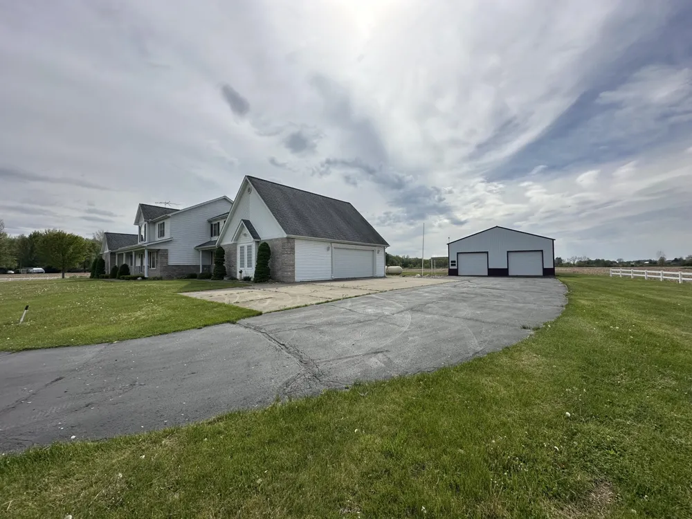 970 Dean Rd Quincy, MI 49082