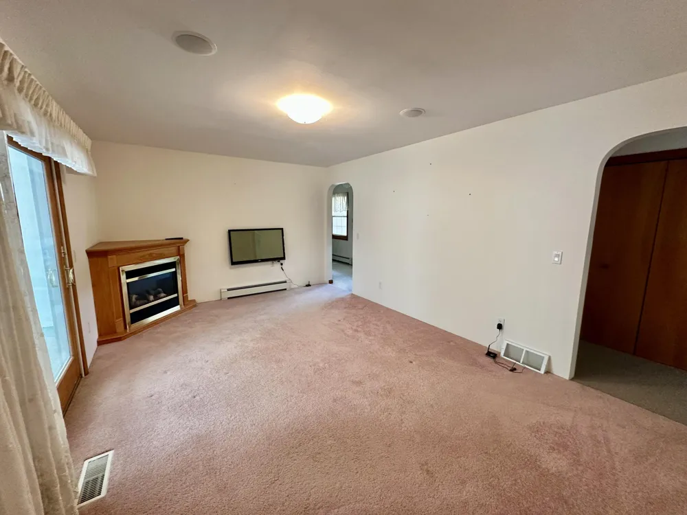 970 Dean Rd Quincy, MI 49082