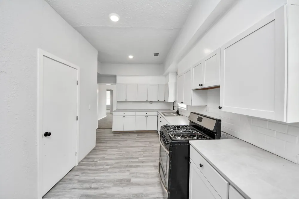 114 Holmes Street La Porte, TX 77571