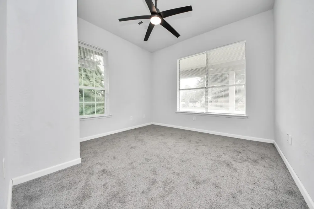 114 Holmes Street La Porte, TX 77571
