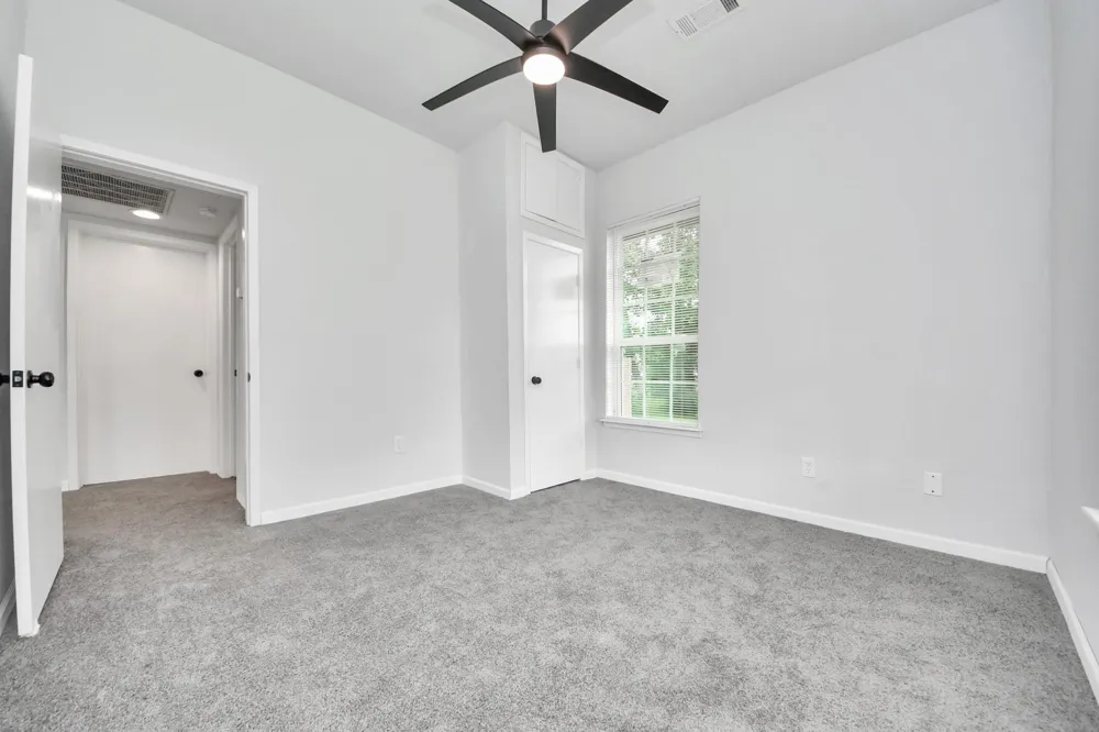 114 Holmes Street La Porte, TX 77571