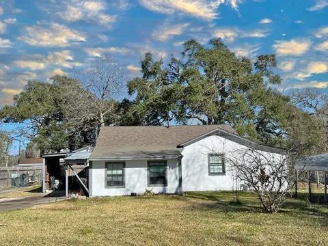 1272 Pecan Street