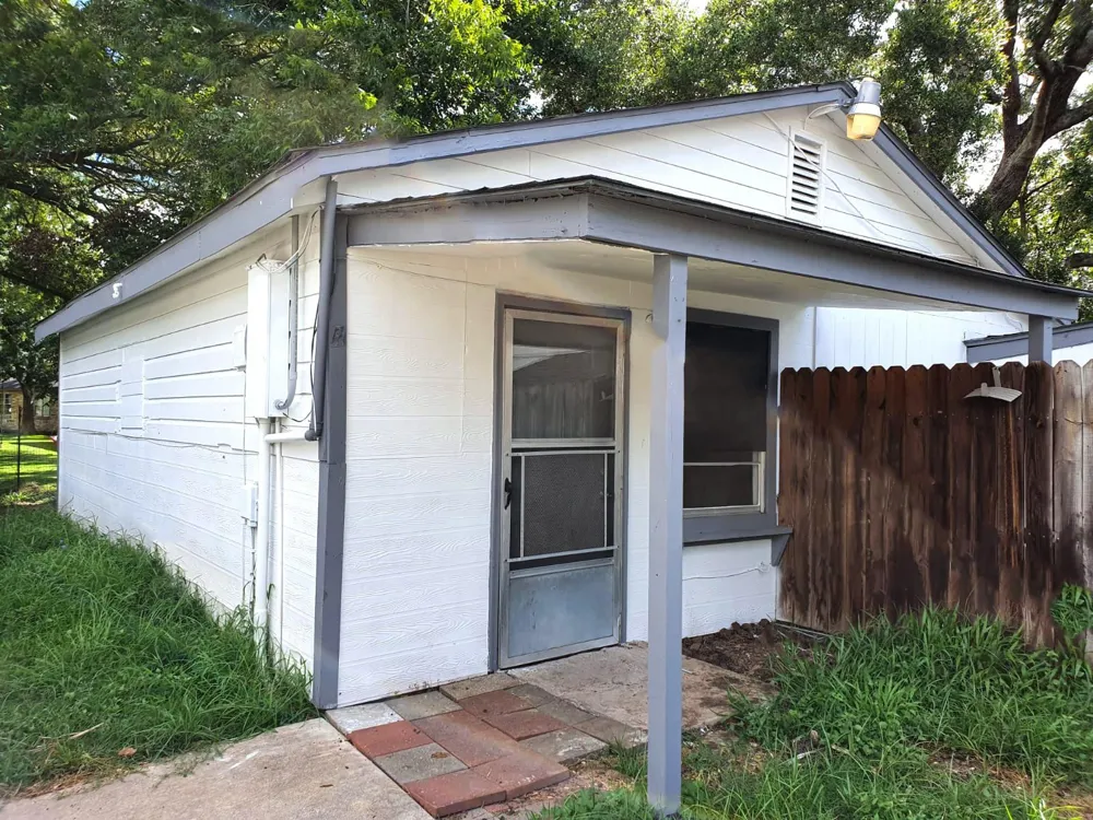 1272 Pecan Street Clute, TX 77531