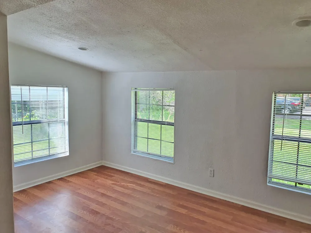 1272 Pecan Street Clute, TX 77531