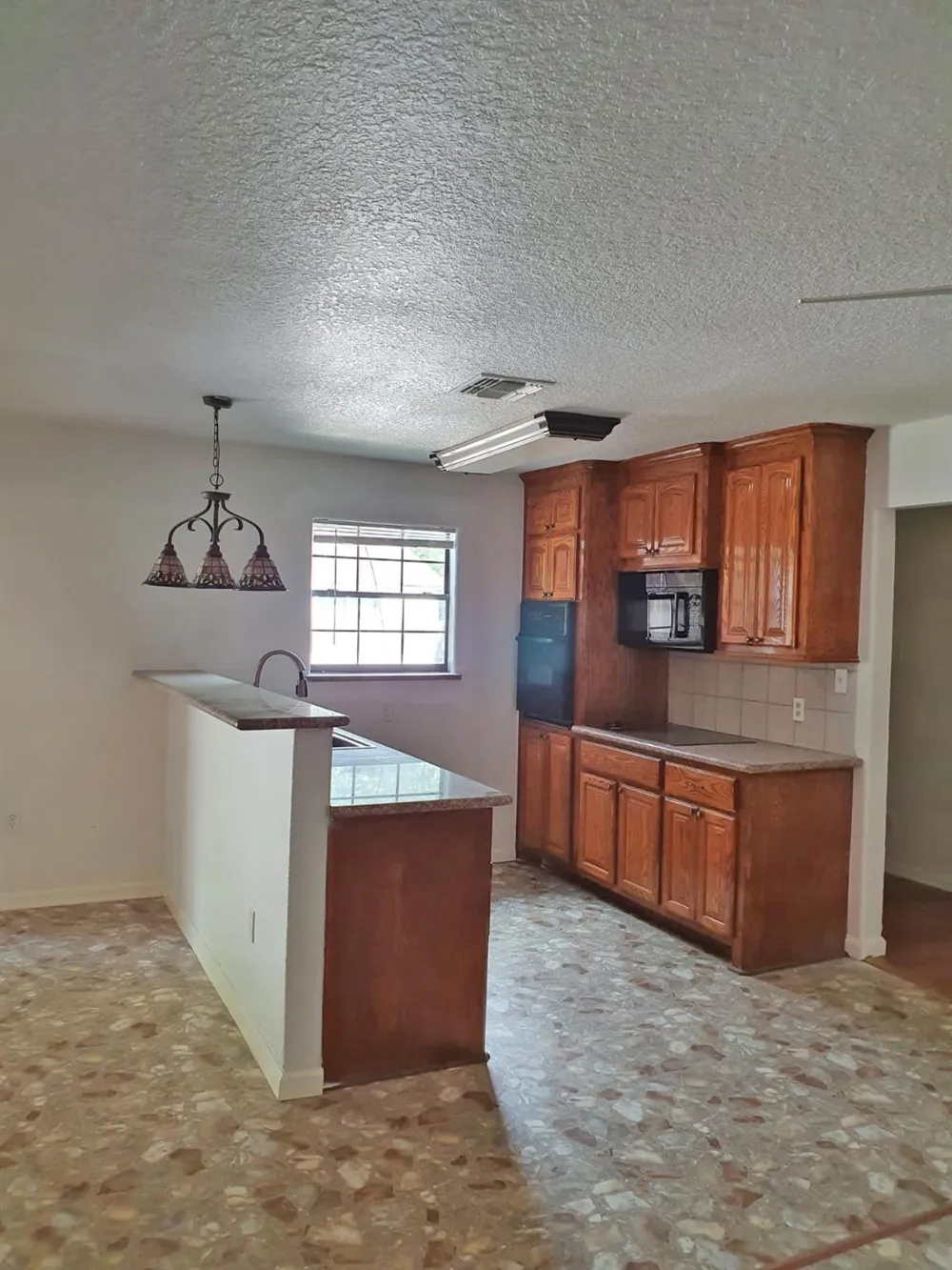1272 Pecan Street Clute, TX 77531