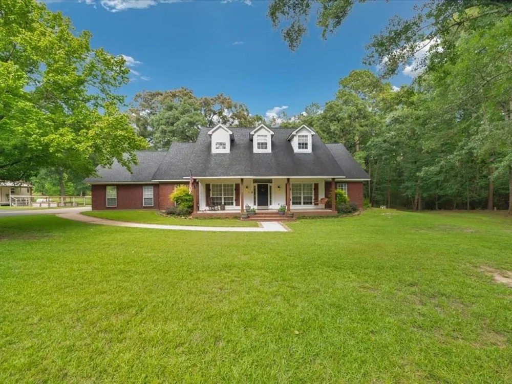 689 Cr 771 Nacogdoches, TX 75964