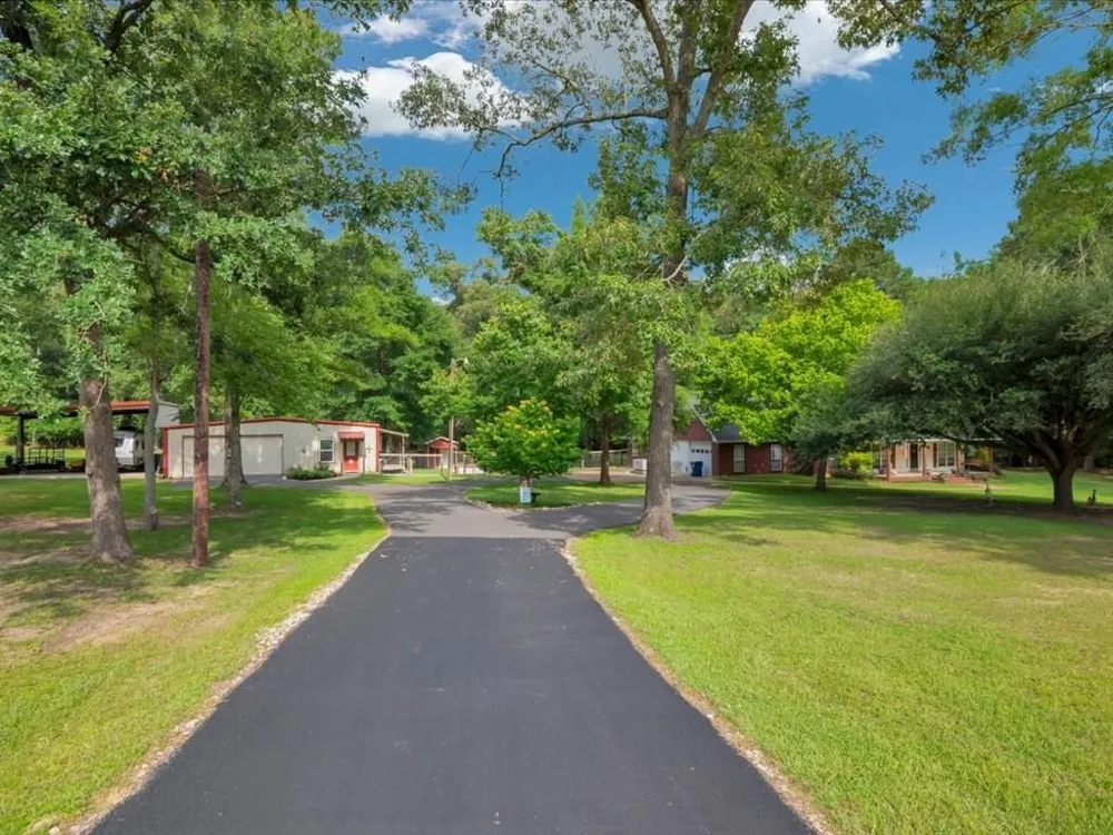 689 Cr 771 Nacogdoches, TX 75964