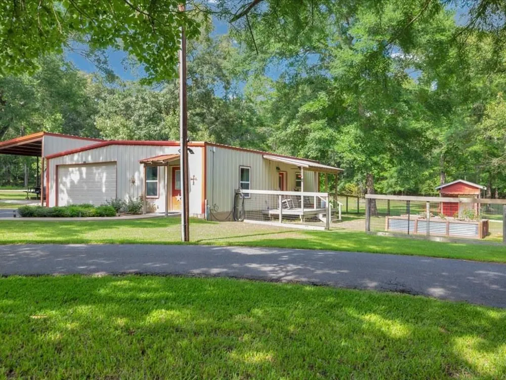 689 Cr 771 Nacogdoches, TX 75964