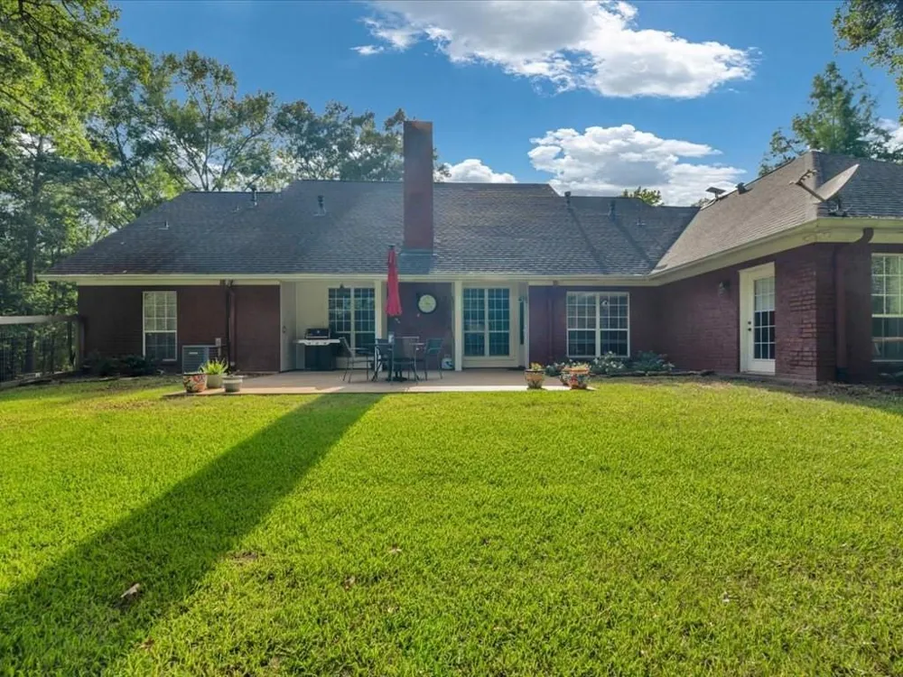 689 Cr 771 Nacogdoches, TX 75964