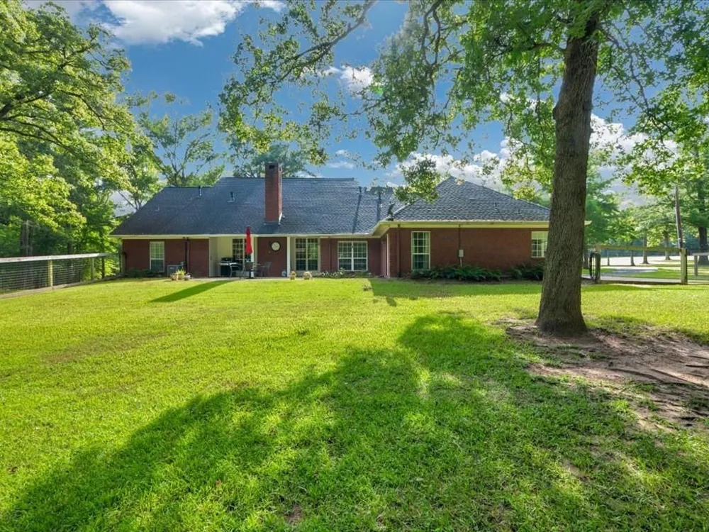 689 Cr 771 Nacogdoches, TX 75964