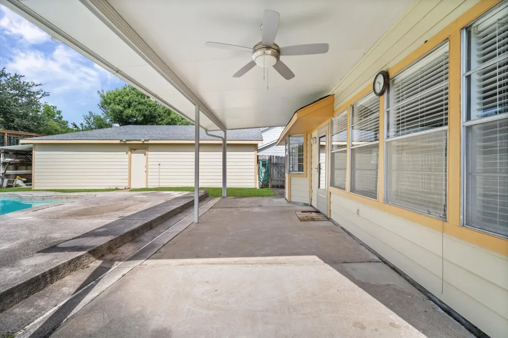 12235 Alston Drive Meadows Place, TX 77477