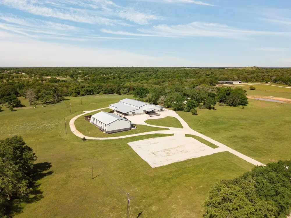 1235 Kelley Woods Lane Franklin, TX 77856