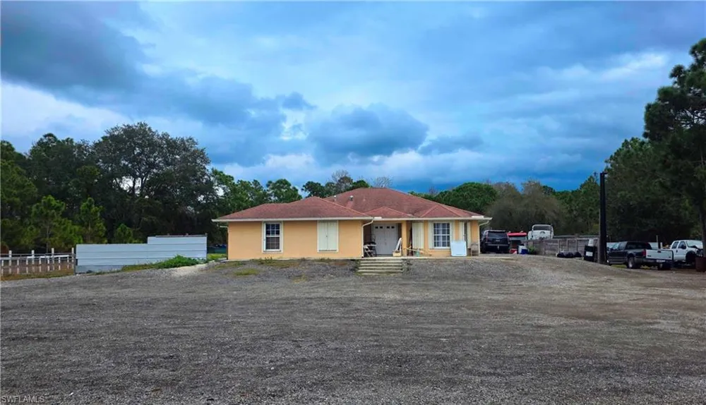 355 Lindero ST Montura Ranches, FL 33440