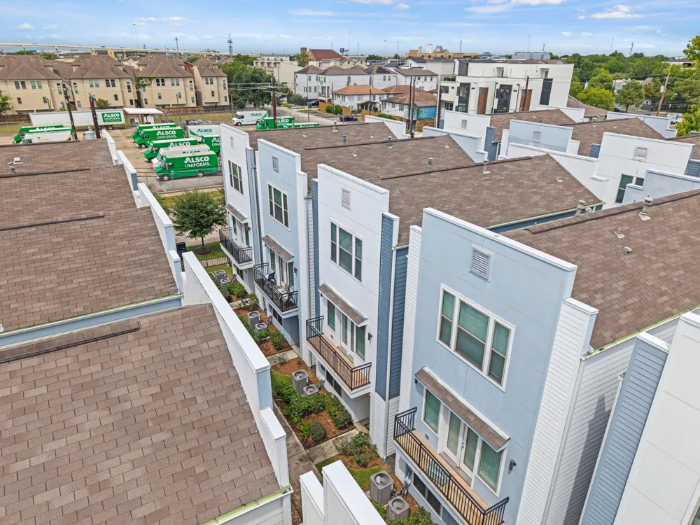 2228 Mcgowen Street Houston, TX 77004