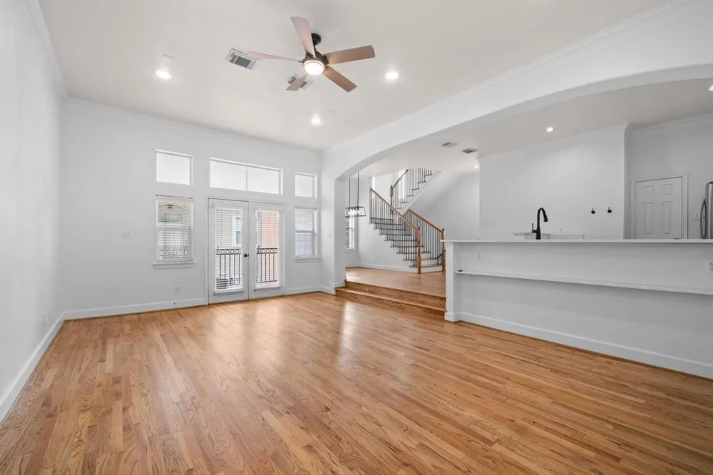 1128 W 26th Street Houston, TX 77008