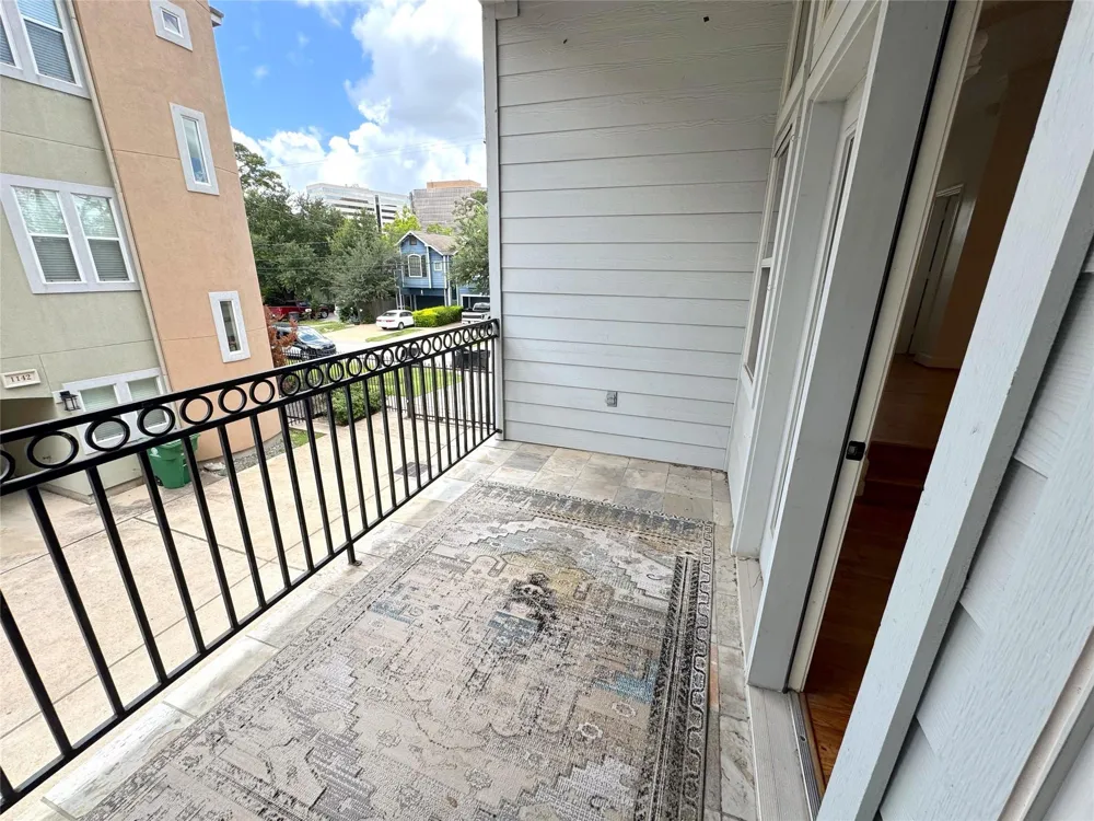1128 W 26th Street Houston, TX 77008