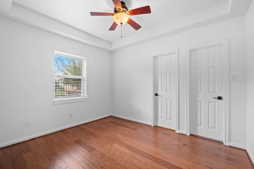 1128 W 26th Street Houston, TX 77008