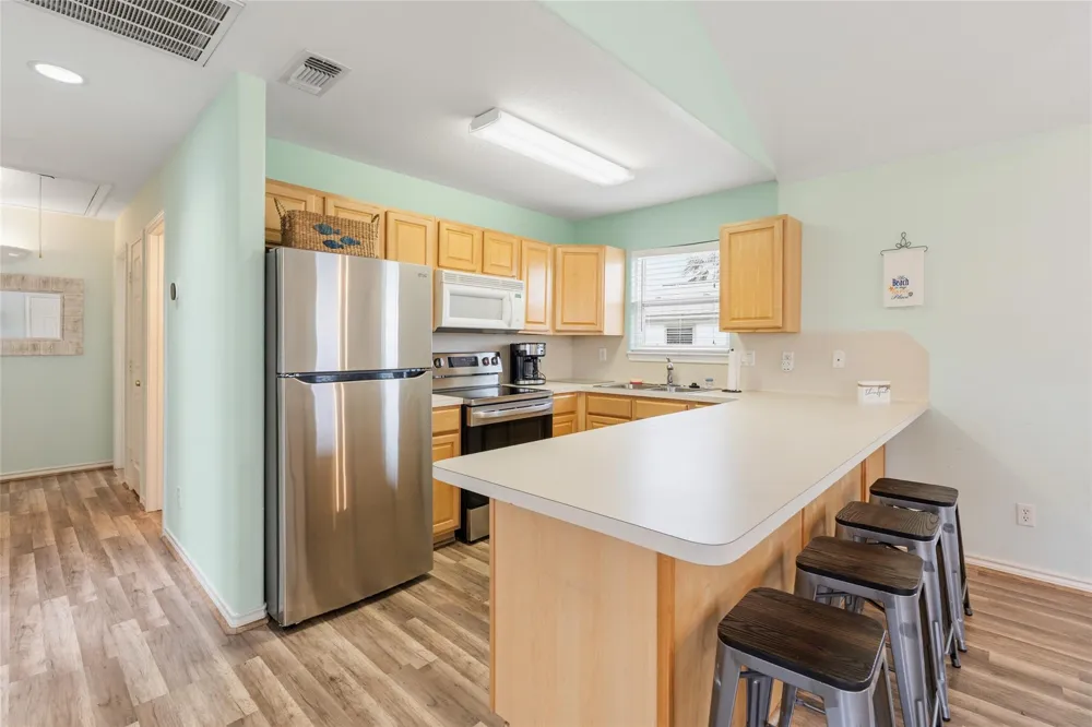 4122 Kent Drive Galveston, TX 77554