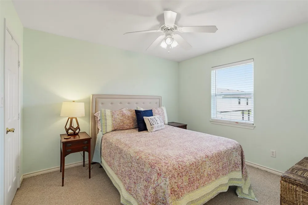 4122 Kent Drive Galveston, TX 77554