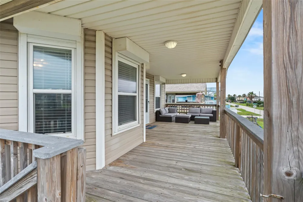 4122 Kent Drive Galveston, TX 77554