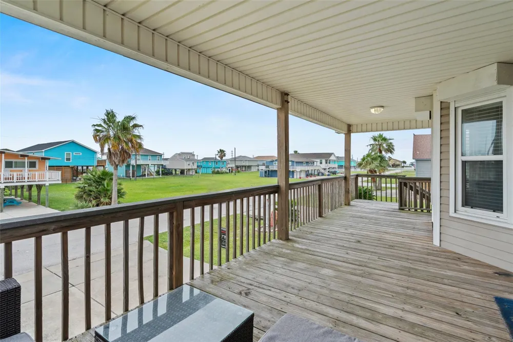 4122 Kent Drive Galveston, TX 77554